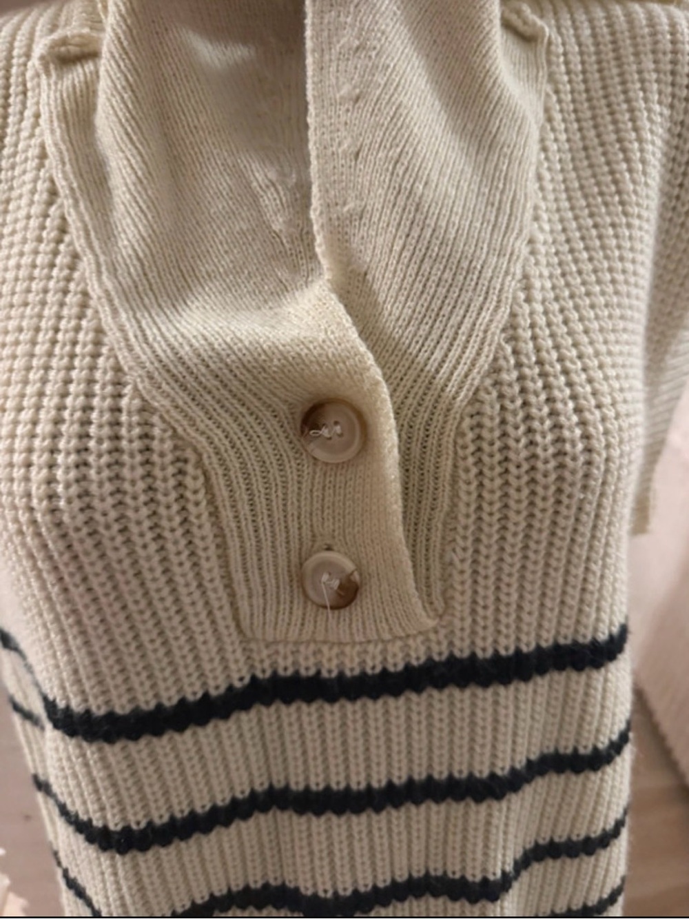 Cream Striped Knit Polo Sweater Vest Size Medium Light Academic Layering Piece - Picture 2 of 3